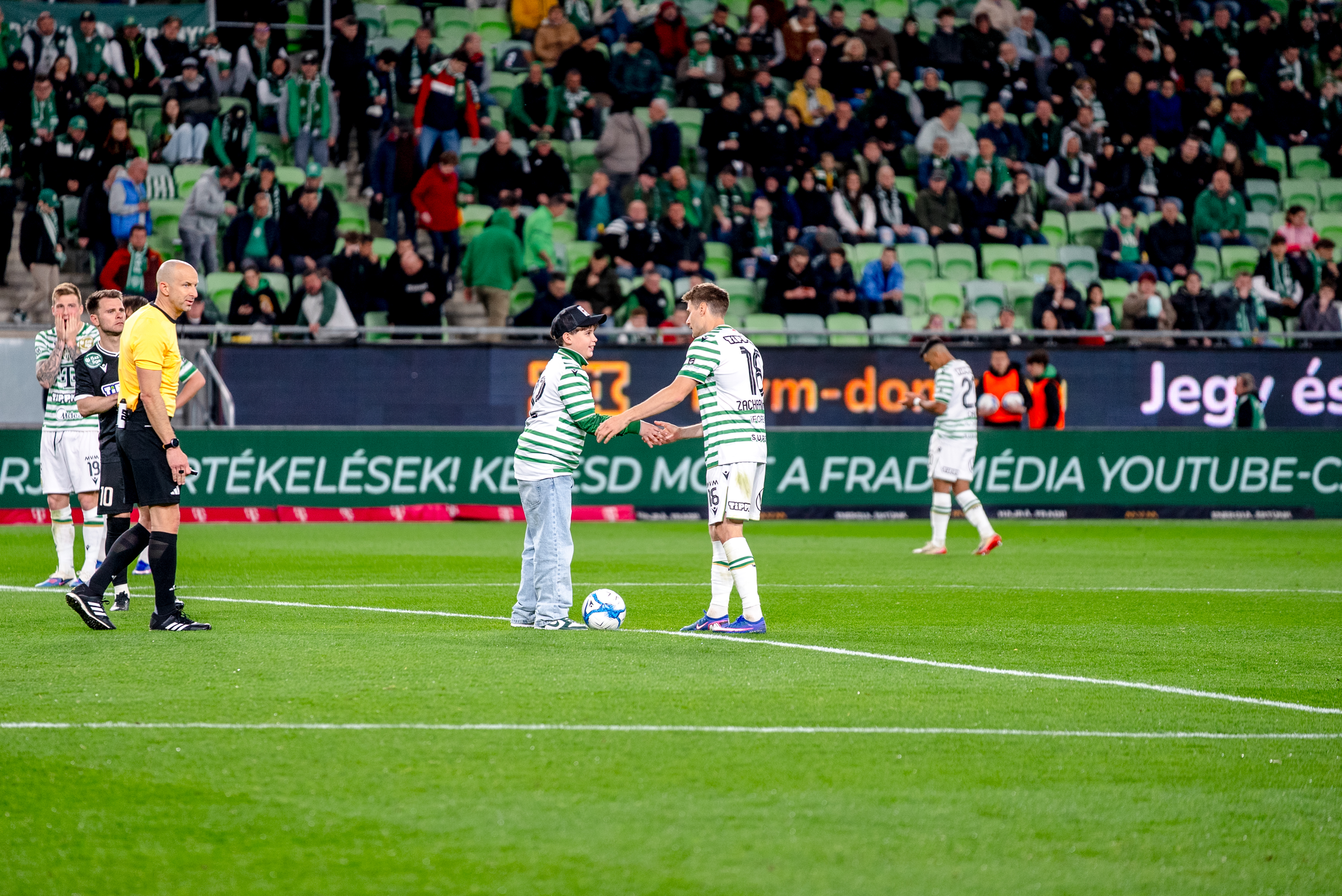 Kezdőrúgás 2. félidő